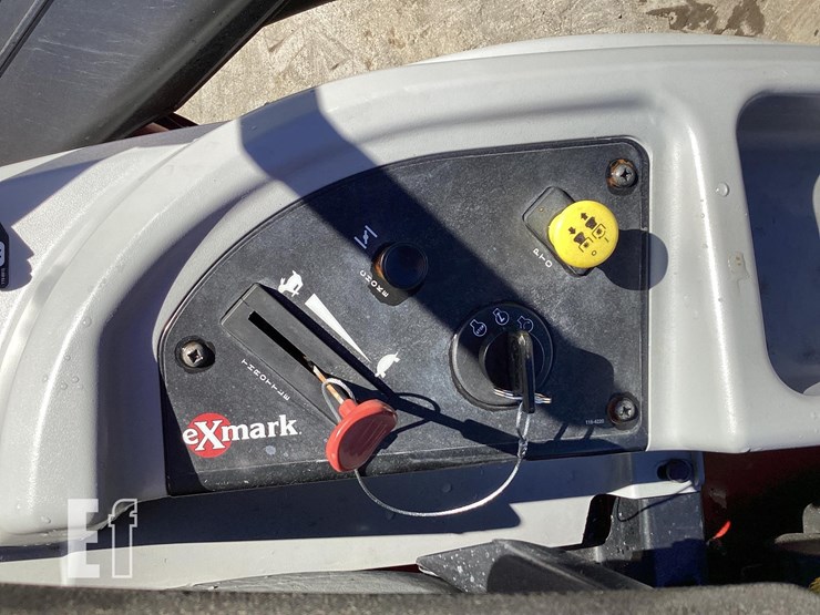 2012-exmark-qt24ka501-image-11