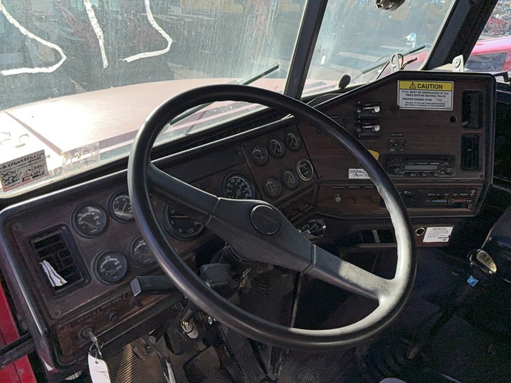 2000-caterpillar-c12-image-14