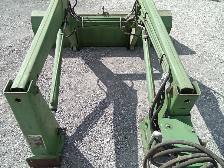 john-deere-148-image-4