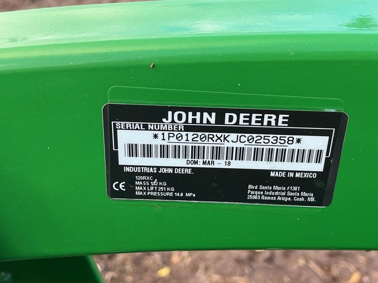 2018-john-deere-1025r-image-28