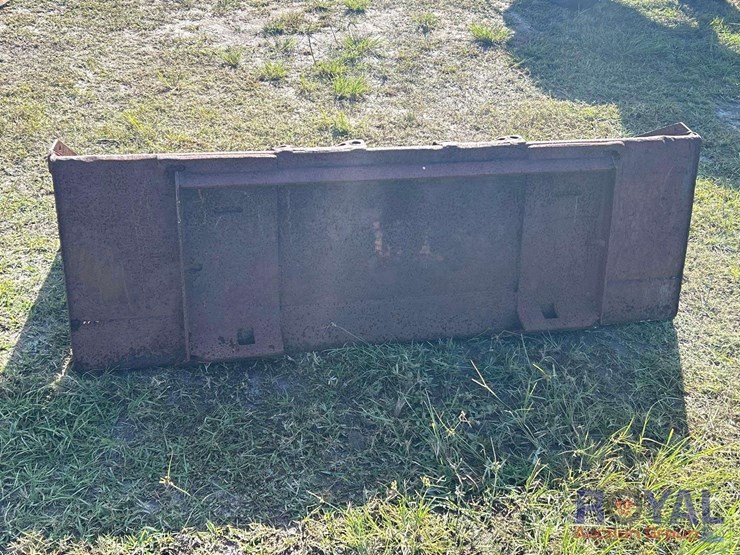 66in-bucket-skid-steer-attachment-image-5