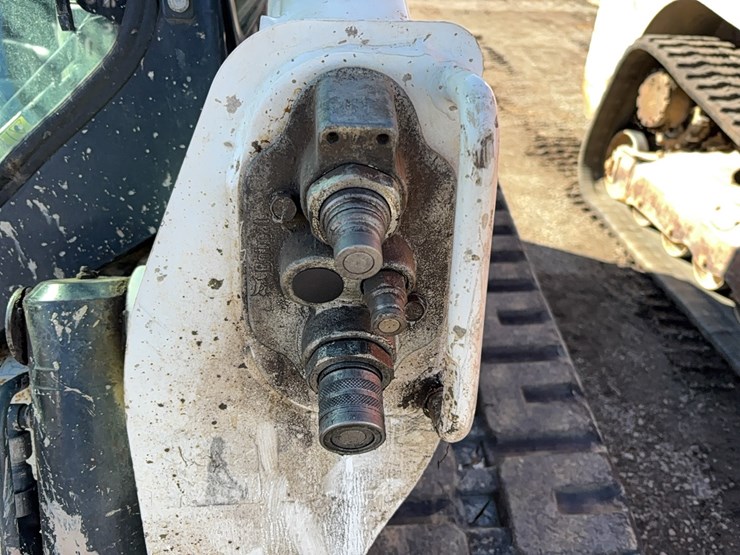 2019-bobcat-t650-image-11
