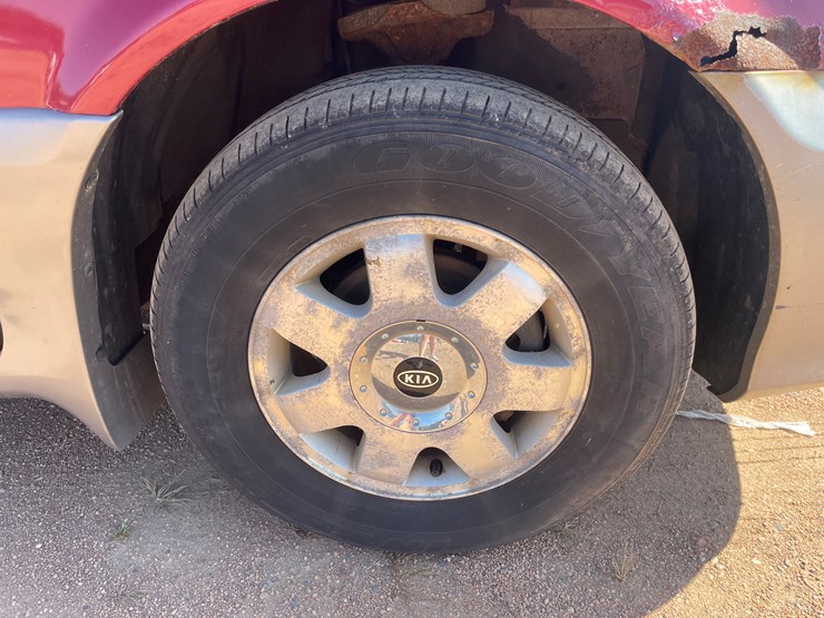 2003-kia-sedona-image-31