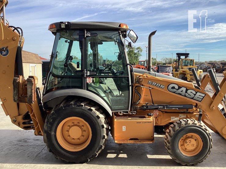 2015-case-580n-image-5