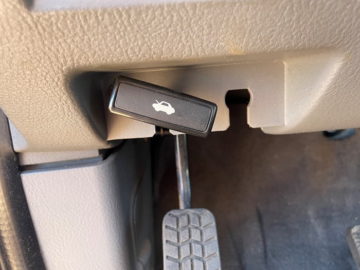 2003-kia-sedona-image-50