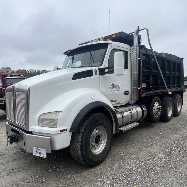 2016 KENWORTH T880