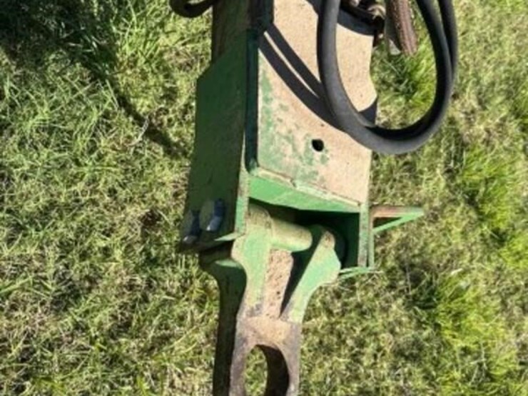 john-deere-680-image-5