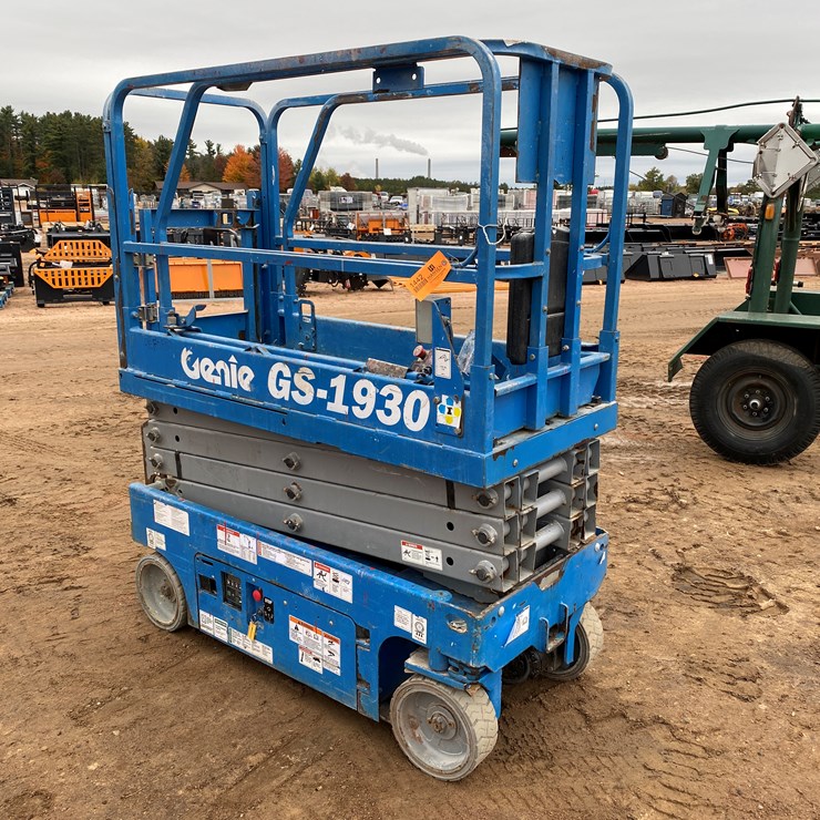 2014 GENIE GS1930