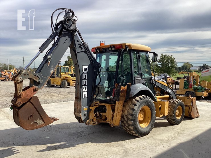 2015-deere-310k-image-4